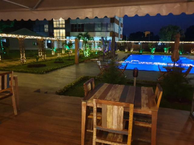 Hotel Bella Riva Kinshasa Luaran gambar